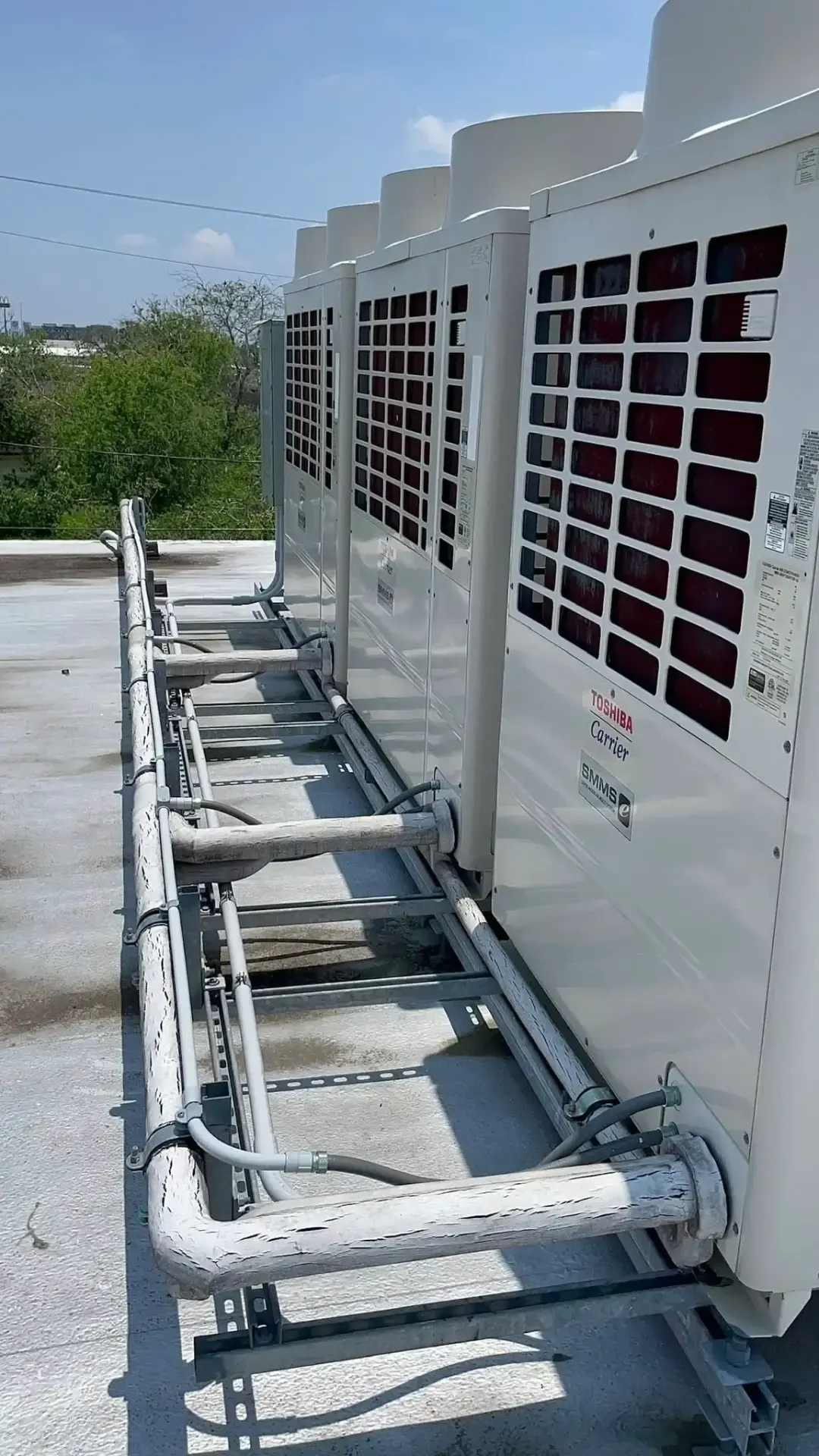 Air conditioning repair toshiba carrier commercial rooftop ac units - Howell, MI